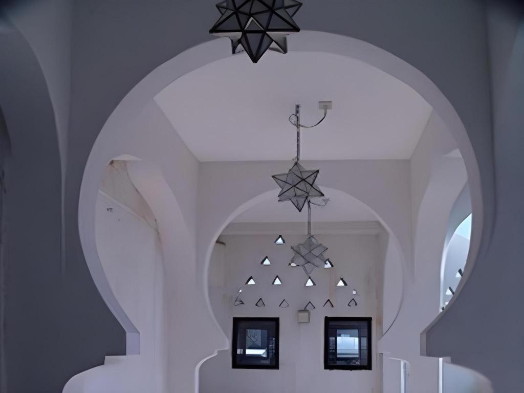 Arabian Art Hotel & Gallery Onjuku Ngoại thất bức ảnh
