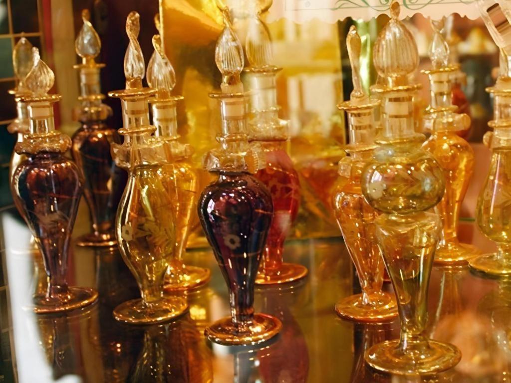 Arabian Art Hotel & Gallery Onjuku Ngoại thất bức ảnh