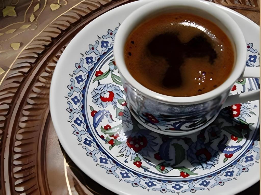 Arabian Art Hotel & Gallery Onjuku Ngoại thất bức ảnh