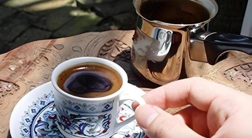 Arabian Art Hotel & Gallery Onjuku Ngoại thất bức ảnh