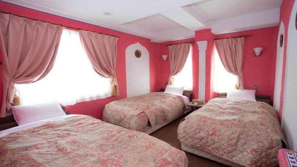 Arabian Art Hotel & Gallery Onjuku Ngoại thất bức ảnh
