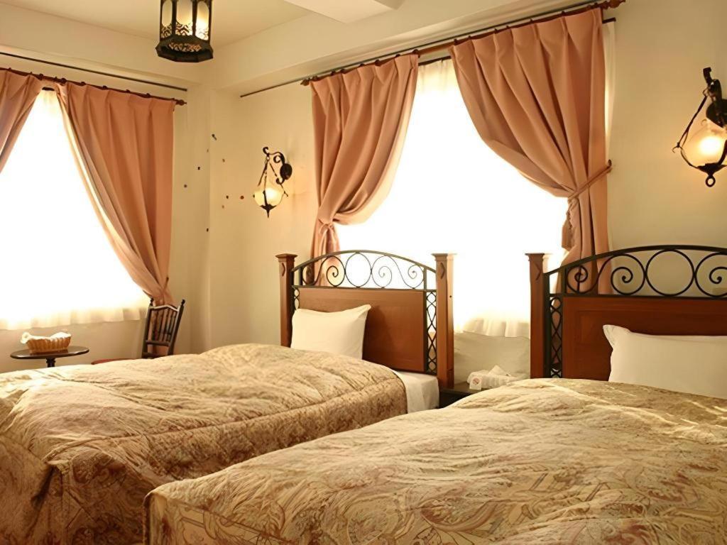 Arabian Art Hotel & Gallery Onjuku Ngoại thất bức ảnh