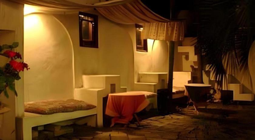 Arabian Art Hotel & Gallery Onjuku Ngoại thất bức ảnh